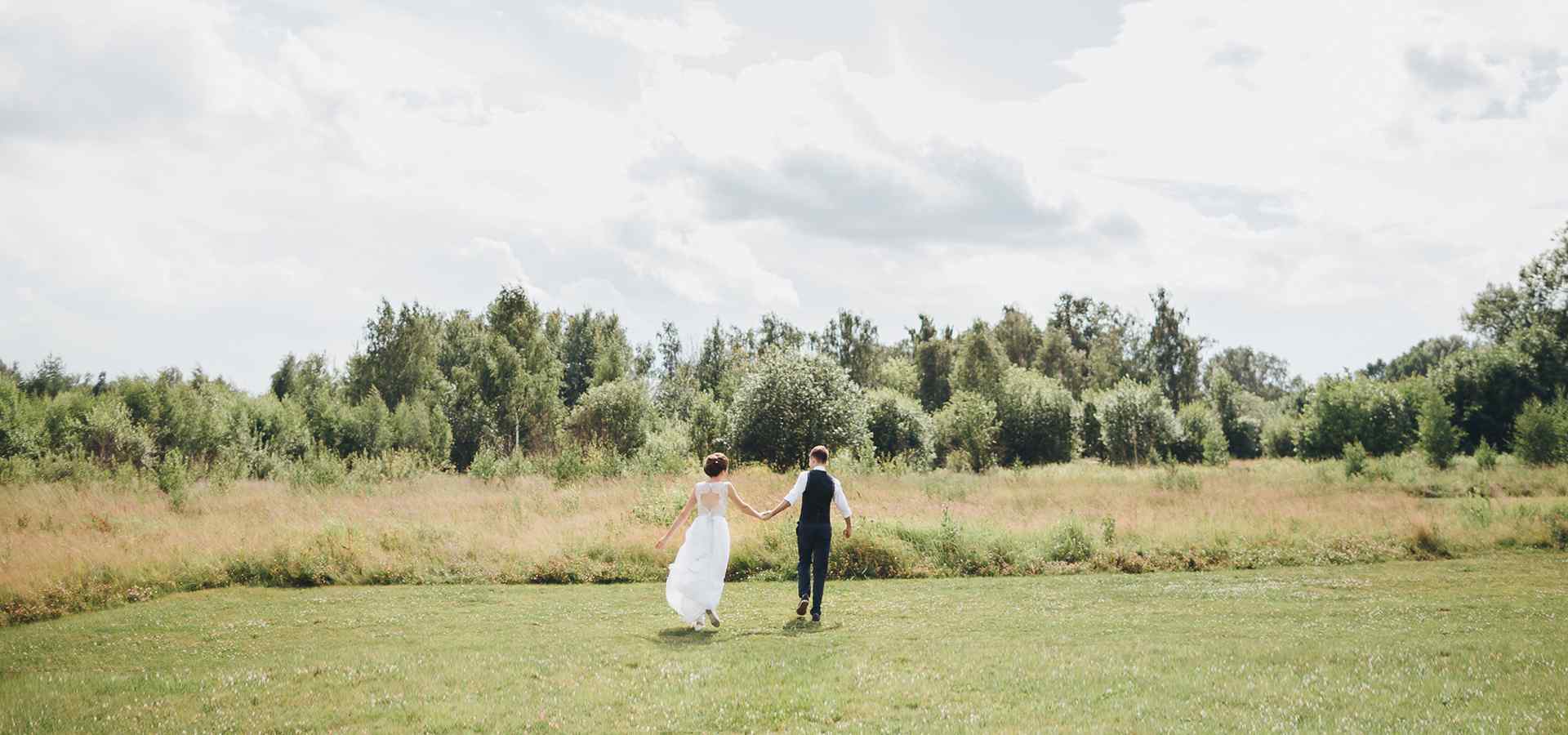 https://lithoswedding.com/wp-content/uploads/2020/12/hero_contact.jpg